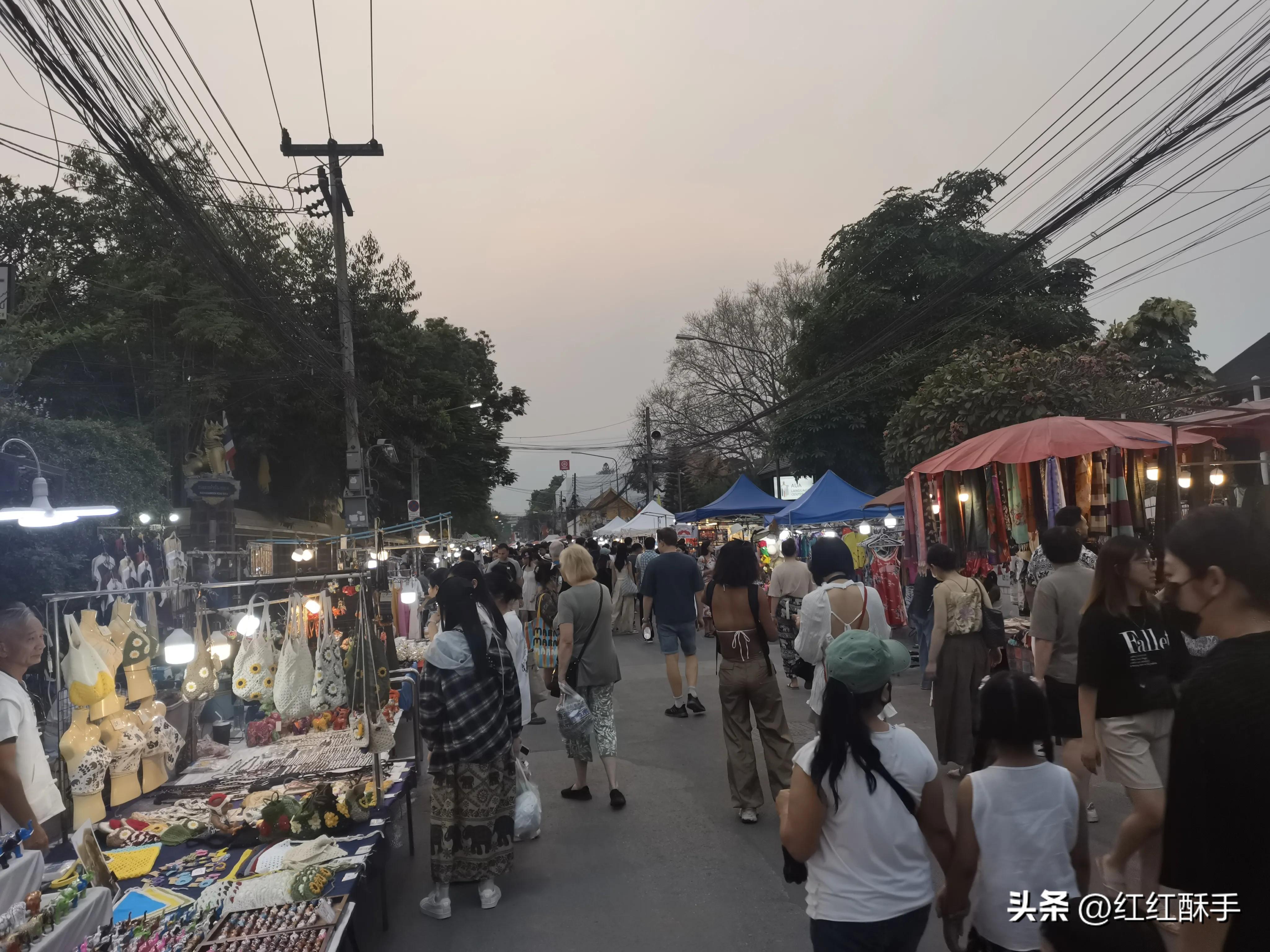 清迈旅居_清迈必去的8个景点_清迈