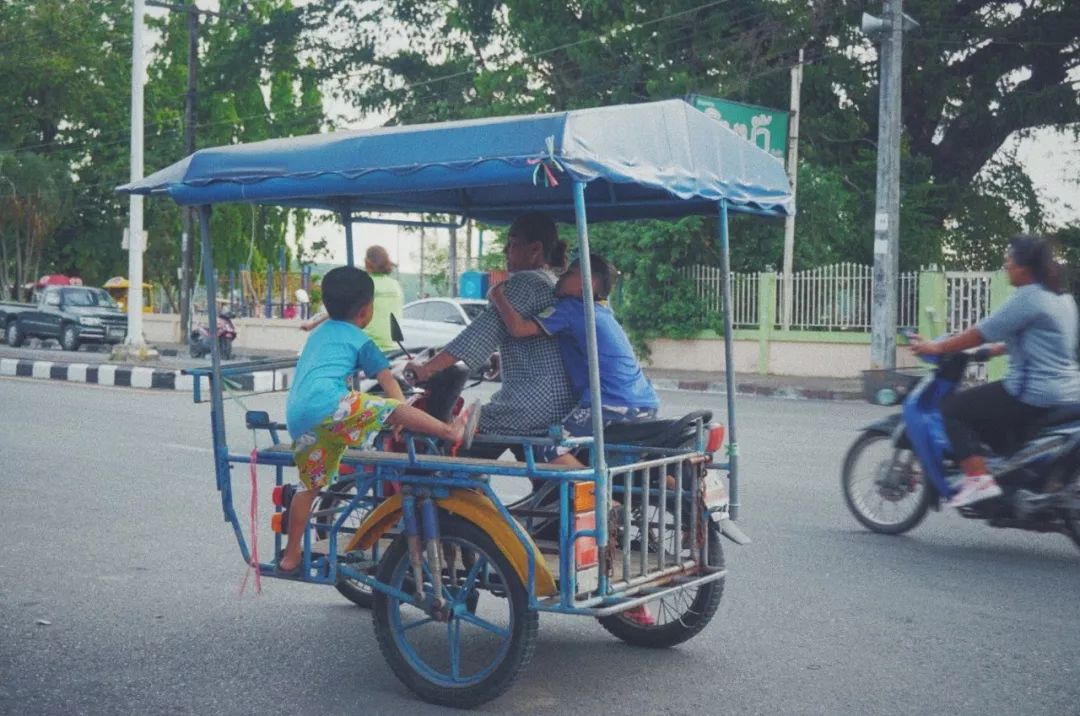 泰国超市有哪些好吃的_泰国知名超市_泰国比较出名的中国超市