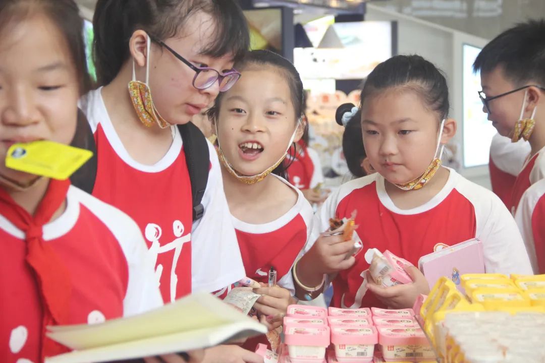 泰国中国零食_泰国进口食品零食_泰国的零食有哪些好吃的