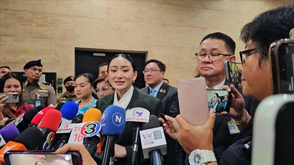 泰国政局动荡_他信住院案政治博弈_泰国