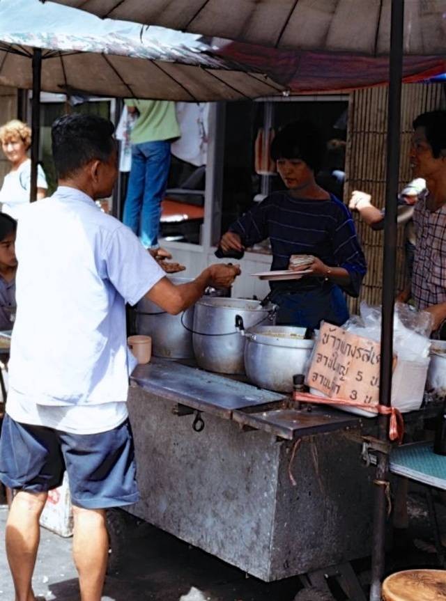 曼谷唐人街历史_曼谷唐人街商业区_曼谷