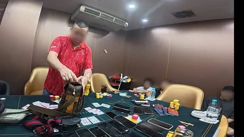 泰国酒店非法赌博事件_泰国新闻_泰国移民警察抓捕非法赌博窝点