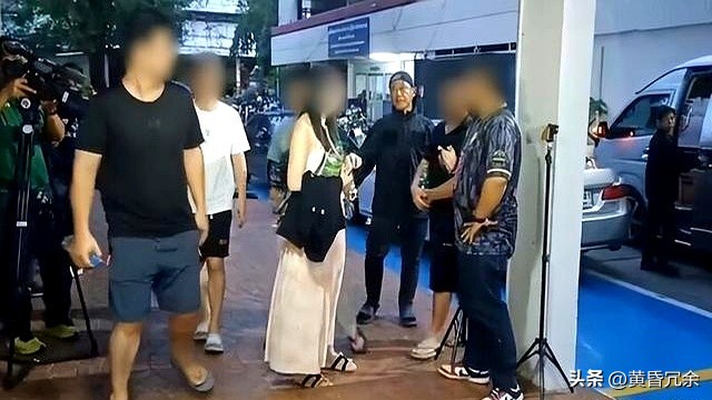 泰国酒店查获大量手机_泰国曼谷警方查获非法手机交易_曼谷