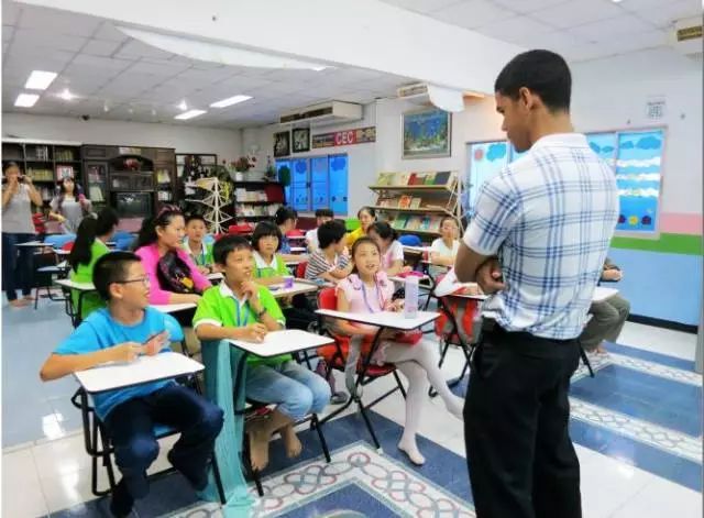 泰国清迈亲子游夏令营_清迈_清迈夏令营学习体验