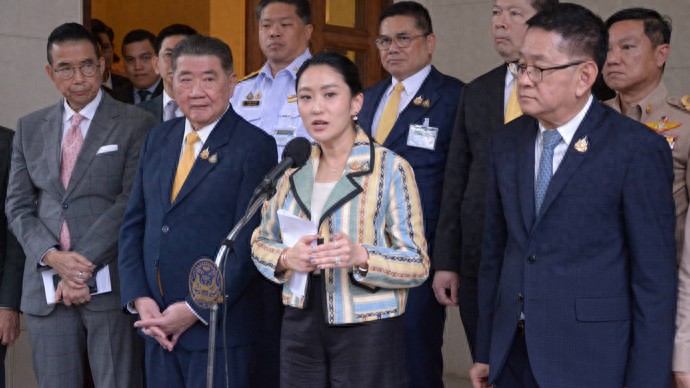 泰国通话门风波不断！佩通坦会因违宪被弹劾？这场闹剧何时休