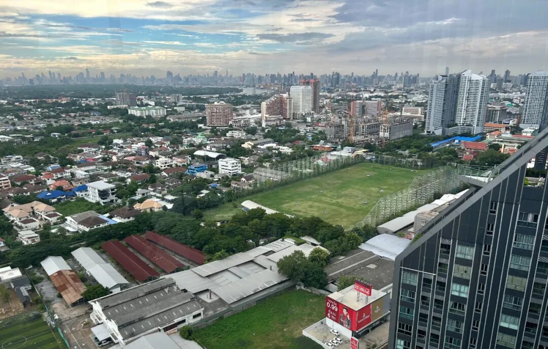 通罗沙吞伊卡迈拉玛九辉煌邦纳_曼谷华人超市_曼谷外国人安全宜居区域推荐