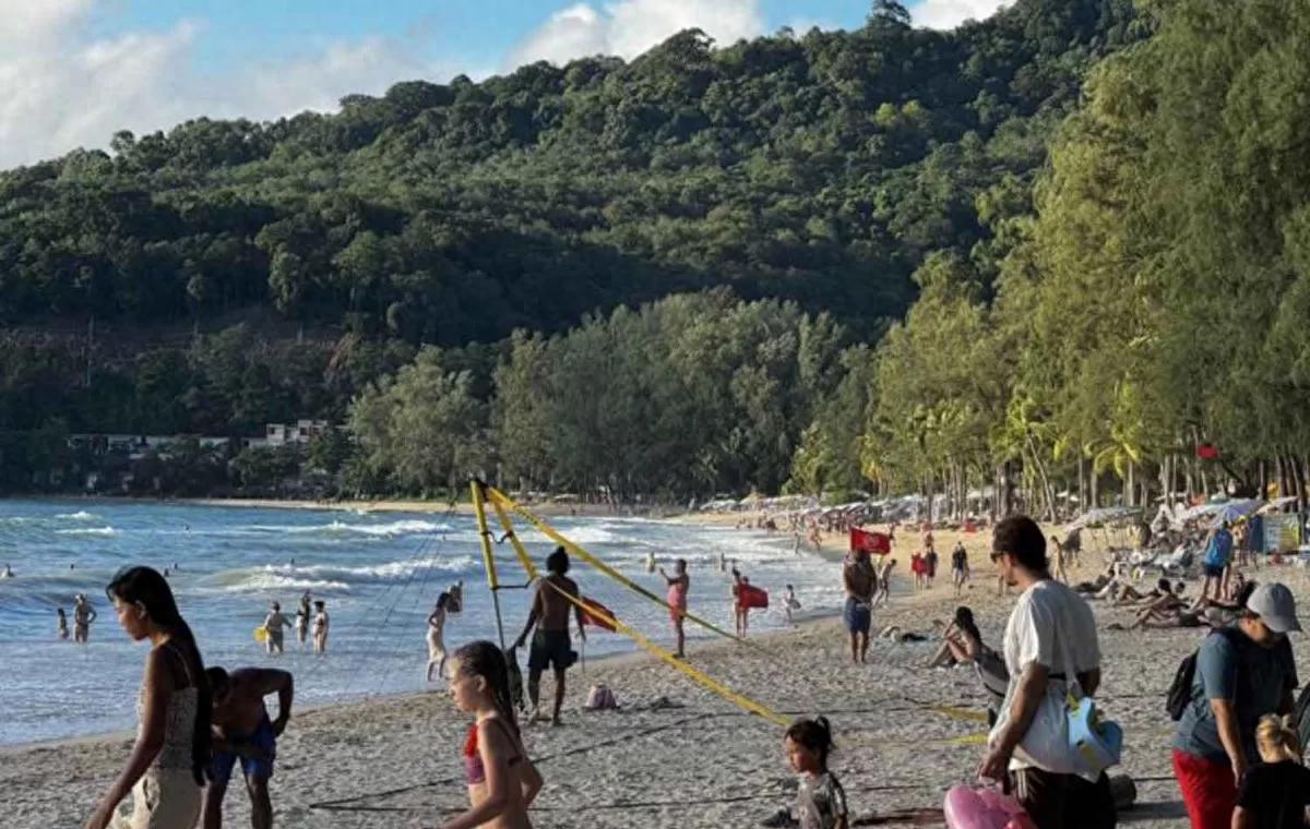 普吉岛_游客过量使用大麻影响旅游_普吉岛大麻问题