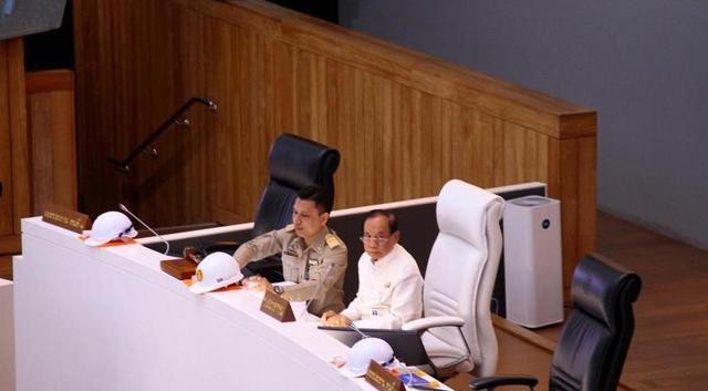 泰国_泰国修宪僵局 国会解散倒计时 人民党修宪方案