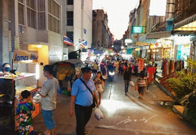 泰国夜市文化融合政策_泰国夜市外籍摊主限制_泰国