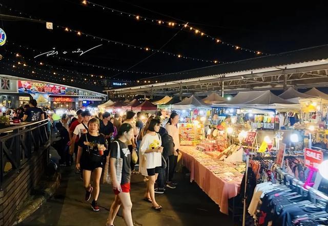 泰国夜市文化融合政策_泰国夜市外籍摊主限制_泰国
