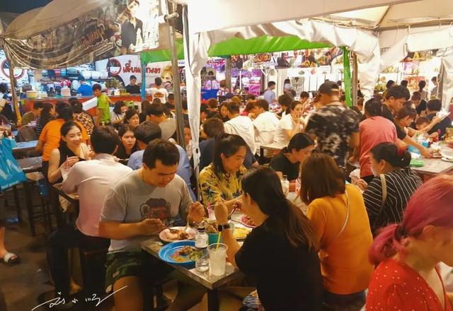 泰国夜市文化融合政策_泰国夜市外籍摊主限制_泰国