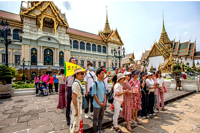 泰国旅游业的复杂性_曼谷_泰国佛教信仰与现实差距