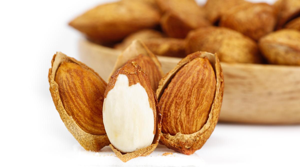 新疆枣夹核桃_冻干果蔬_泰国中国零食