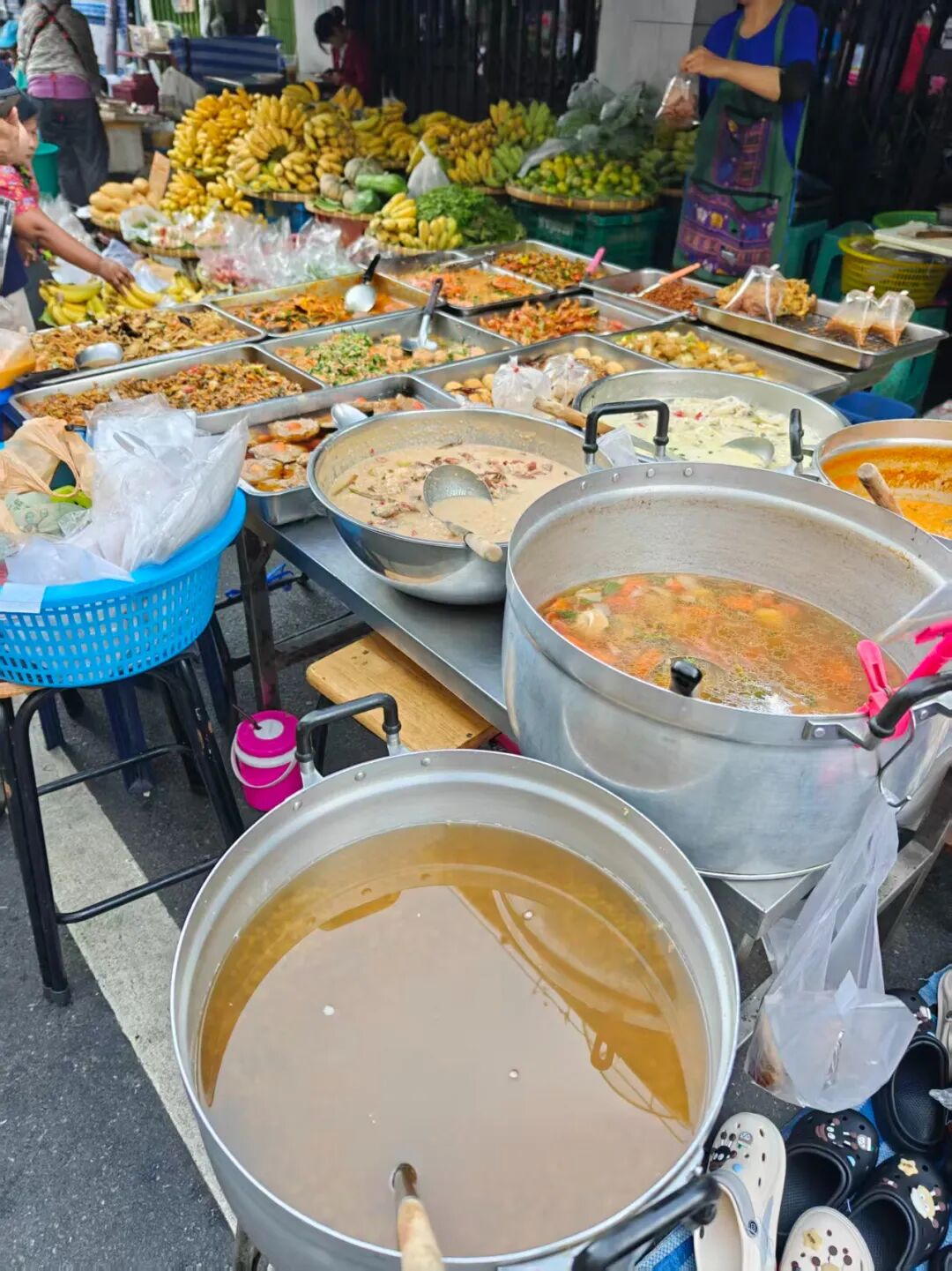 曼谷早市美食_曼谷真实居民区探索_曼谷
