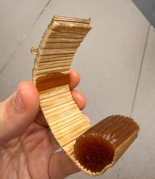 榴莲味肉松米饼攻略_泰国零食推荐_泰国中国零食