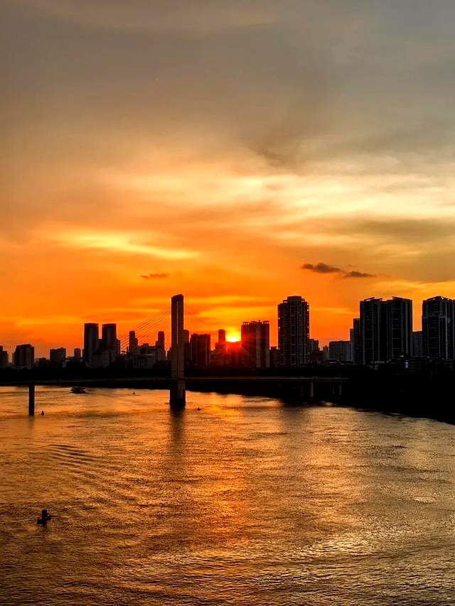 南宁 曼谷体验_邕江夜市 泰式风情_曼谷中国超市