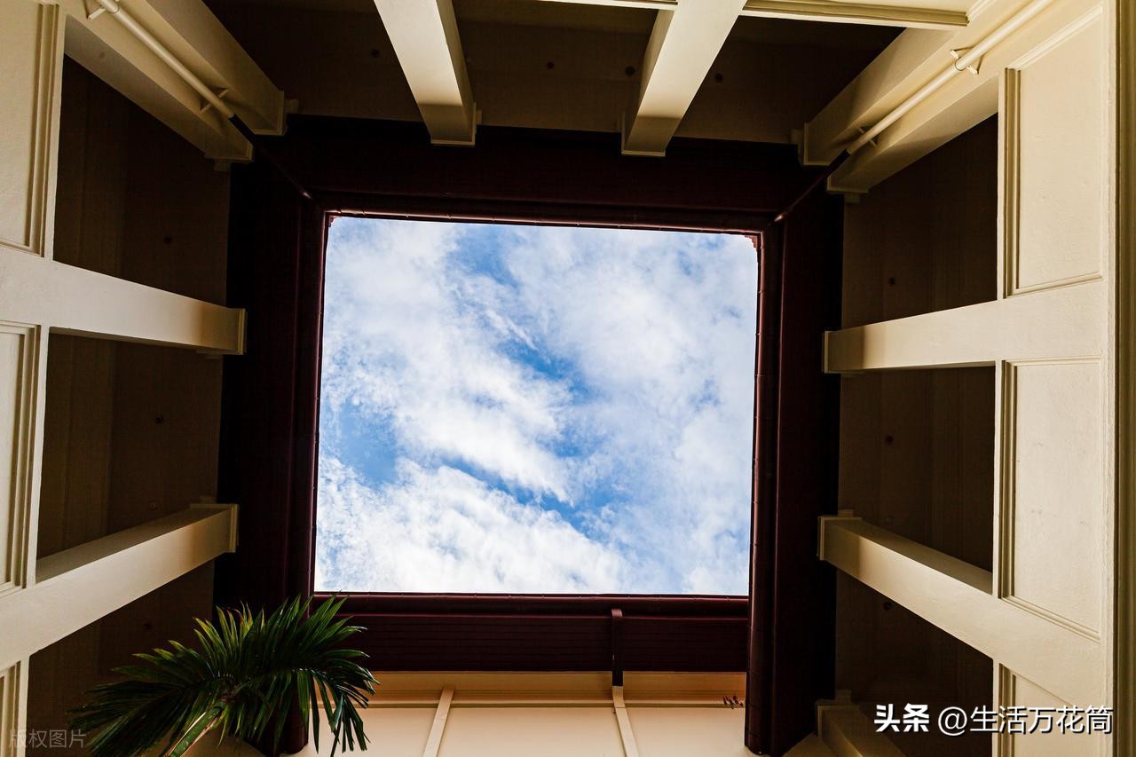 清迈山城佛国 时空折叠 文化共生 _清迈_ 清迈兰纳王朝寺庙 咖喱面美食文化