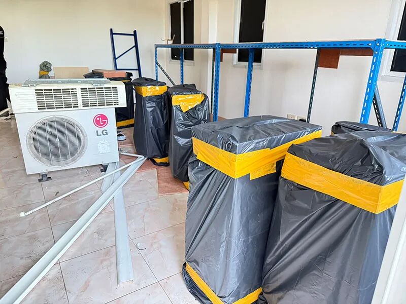 泰国新闻_泰国春武里府查获非法赌博机_中国男子在泰国被控管控运输