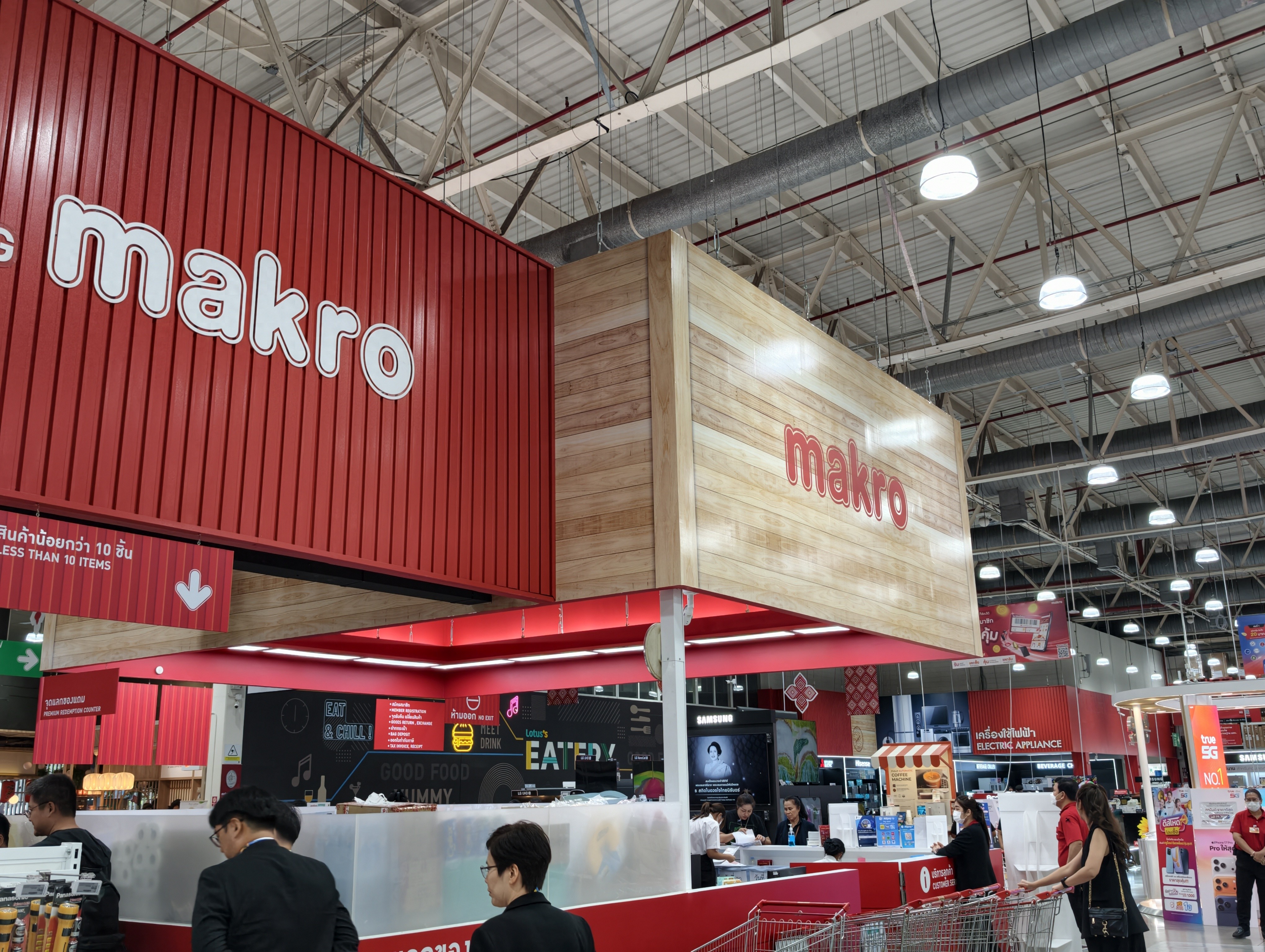 泰国华人超市_东南亚零售转型_中国物流科技