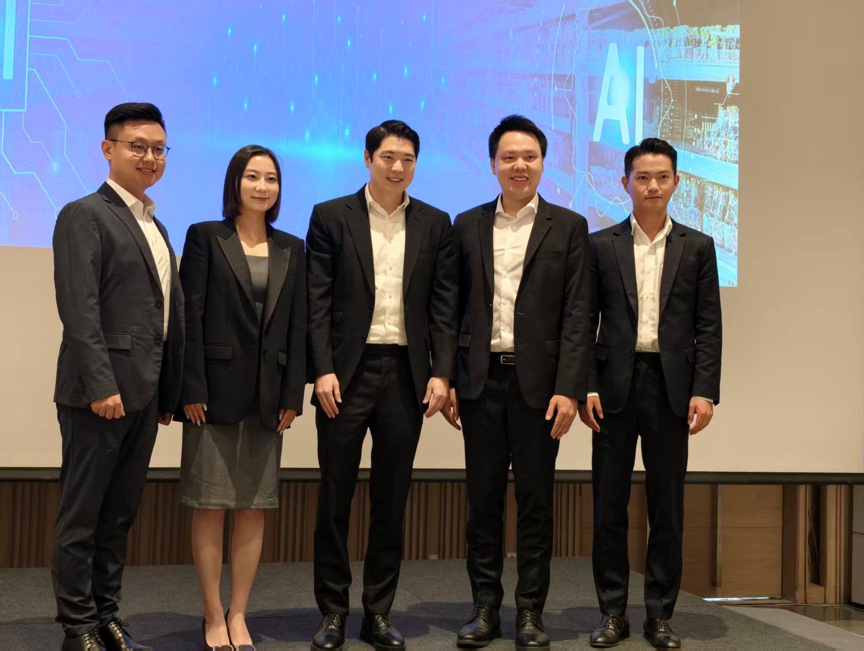 泰国华人超市_东南亚零售转型_中国物流科技