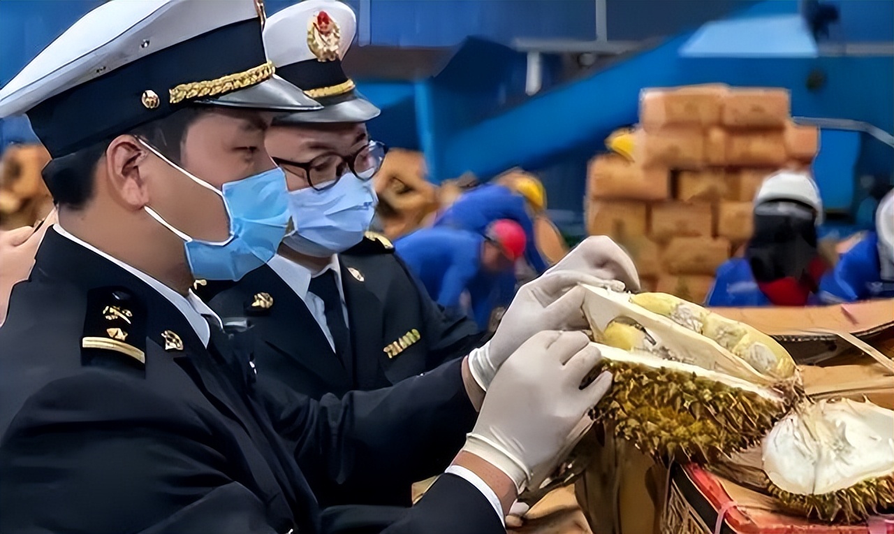 泰国水果摊中文标语_泰国游客数量下降原因_曼谷中国超市