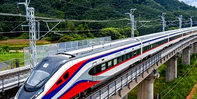 曼谷旅游复苏策略_曼谷中国超市_泰国国王访问中国