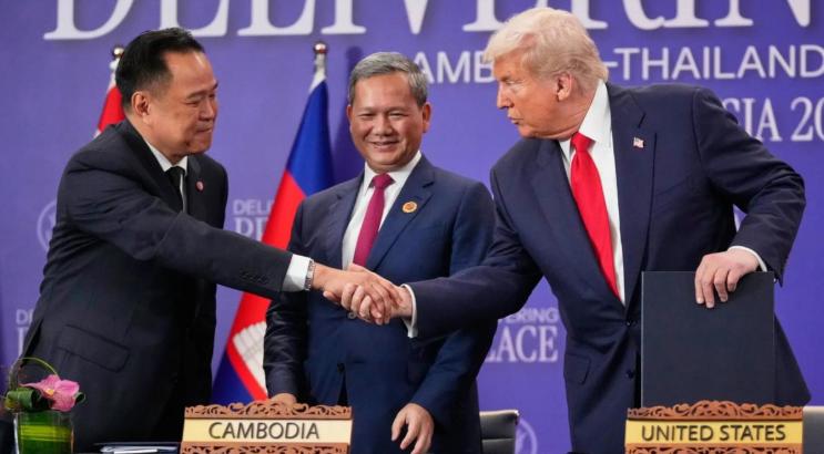 泰柬边境冲突_泰国国王访华_泰国