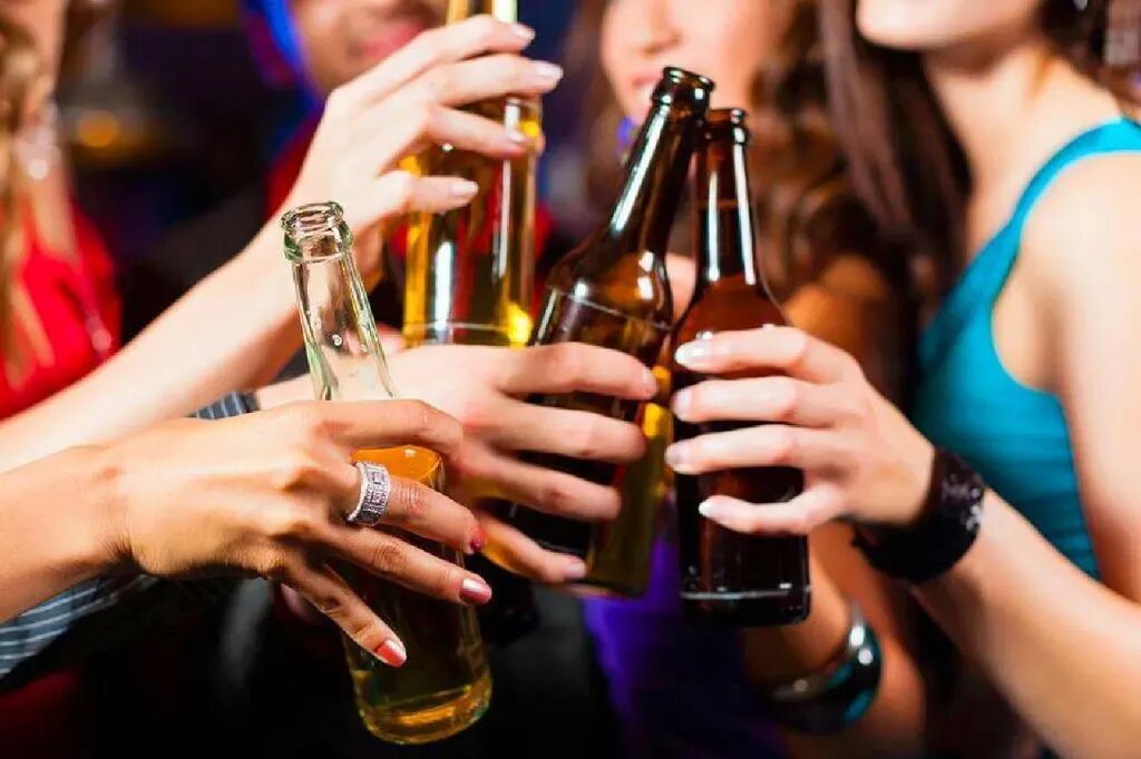 泰国旅游_泰国旅游协会请愿书_泰国酒精管制法限制取消