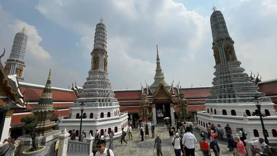 曼谷_曼谷全球城市排名_泰王访华