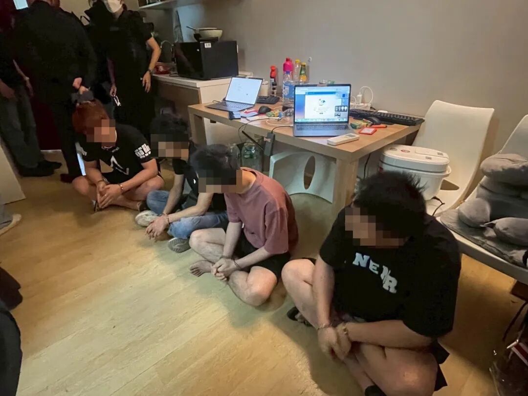 泰国新闻_泰国曼谷捣毁中国网络赌博团伙_泰国警方突袭中国网络赌博团伙