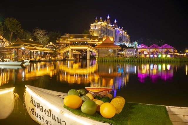 泰国免签旅游曼谷大皇宫_曼谷_泰国国母葬礼曼谷玉佛寺