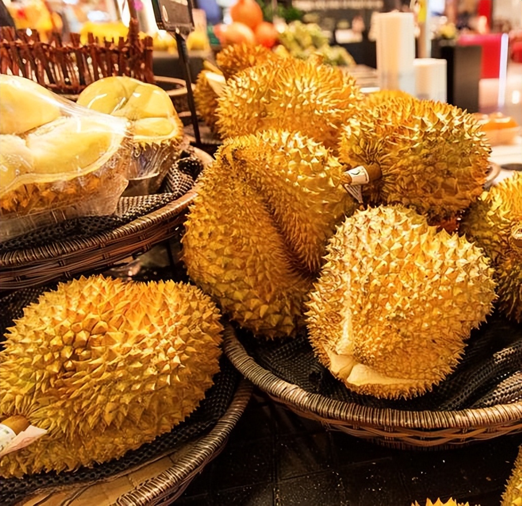 泰国中国超市_泰国经济困局与中国合作_泰国国王访华深层逻辑